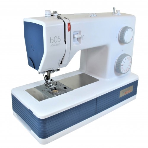 Máquina de coser Bernina Bernette Academy 05